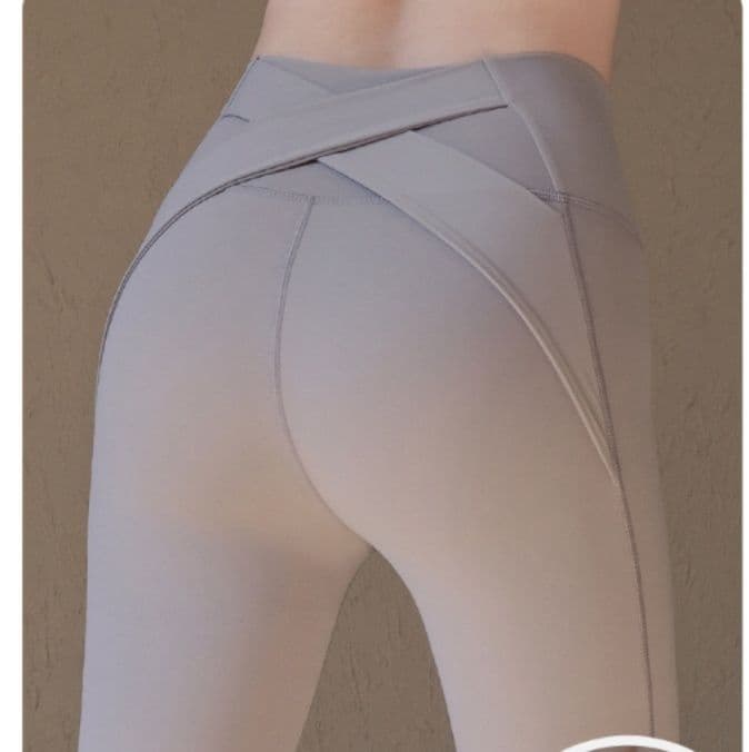 美脚ハイウエスト立体縫製スパッツ