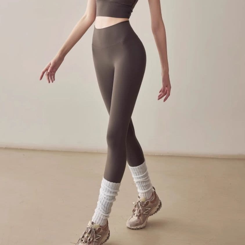 スパッツ なめらかシルエット 美脚着圧スパッツ