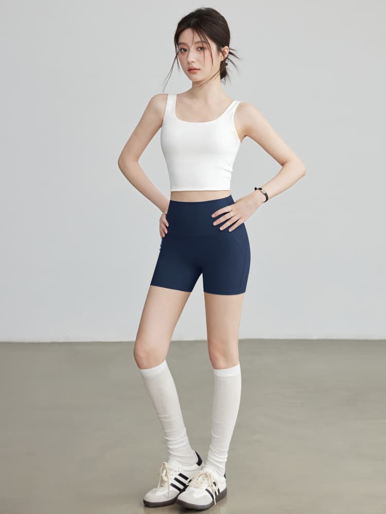 美脚シルエット高腰ハーフ丈ヨガスパッツ